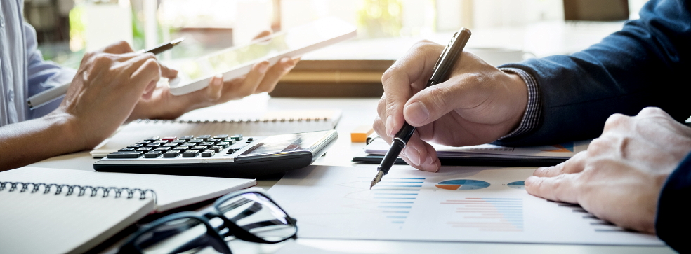 Refinancing of businesses and enterprises Refinancing of businesses and enterprises
